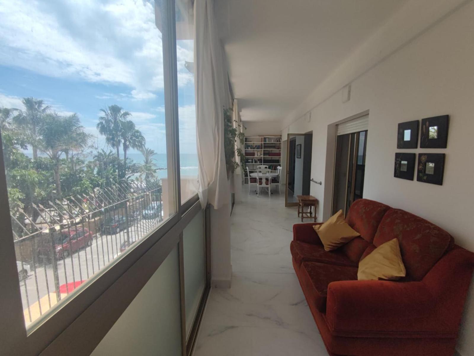 Mayoral Frontline Marbella Bagian luar foto