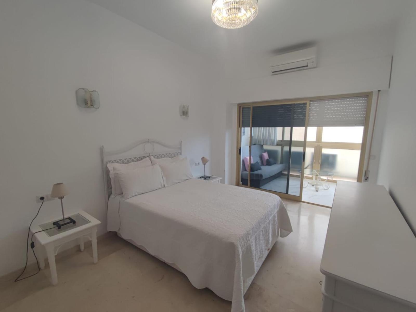 Mayoral Frontline Marbella Bagian luar foto